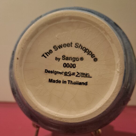 Small Pitcher - Picture 6 of 6